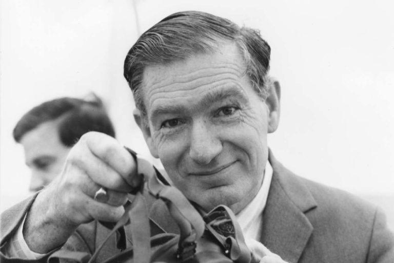 MP Fraser Colman on HMNZS Otago