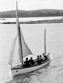 Naval Whaler at Tamaki, Motuihe 1958 [RNZN Museum ABZ 0064]