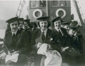 APD 0042 Wrens on the Janie Seddon 1944 Wrens on the Janie Seddon 1944